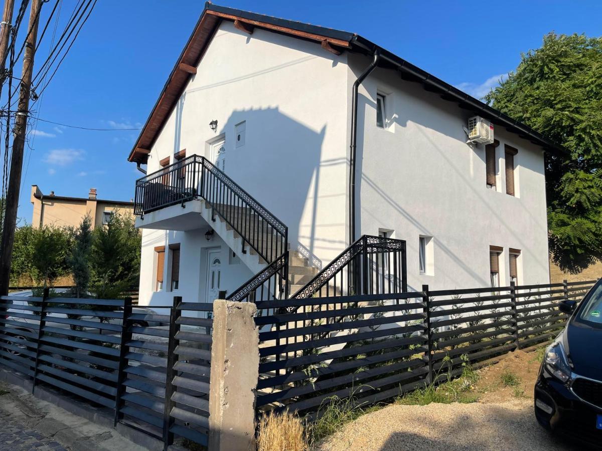Rock Hostel Pristina Exterior photo